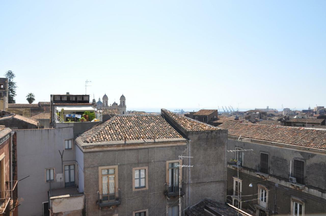 Appartement La Terrazza Di Rosy à Catane Extérieur photo